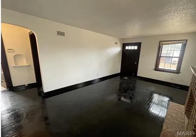 Photo 2 of Single family home for sale at 324 Henquin Dr, Saint Louis, MO 63135 | MLS# MIS26005051 | Listing updated on 2026-02-18