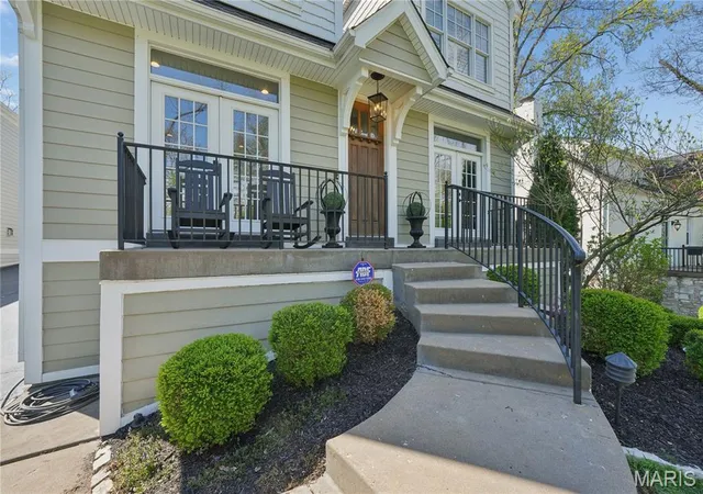 3rd image of 34 Burroughs Ln, Saint Louis, MO 63124 | MLS# MIS26005080
