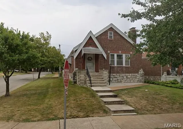 Single Family Residence at 5600 Tholozan Ave, Saint Louis, MO 63109 | MLS# MIS26005635 |  | Sold on 2026-01-28