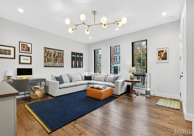 5th image of 215 N Sarah St #7, St Louis, MO 63108 | MLS# MIS26005675