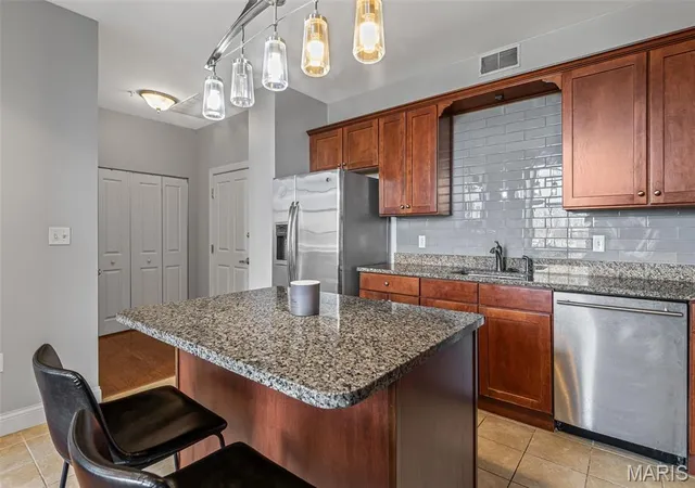 4th image of 1515 Lafayette Ave #109, St Louis, MO 63104 | MLS# MIS26005743