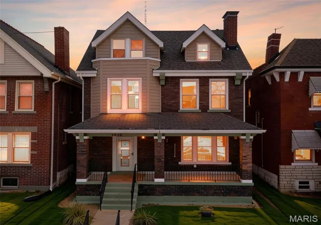 1st image of 5849 De Giverville Ave, Saint Louis, MO 63112 | MLS# MIS26005750