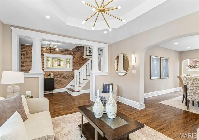 2nd image of 5849 De Giverville Ave, Saint Louis, MO 63112 | MLS# MIS26005750