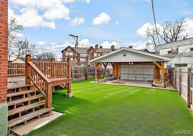 5th image of 5849 De Giverville Ave, Saint Louis, MO 63112 | MLS# MIS26005750