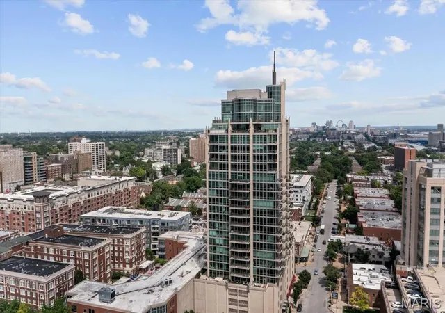 Photo 1 of Condo for sale at 4909 Laclede Ave #2103, Saint Louis, MO 63108 | MLS# MIS26005775 | Listing updated on 2026-09-16