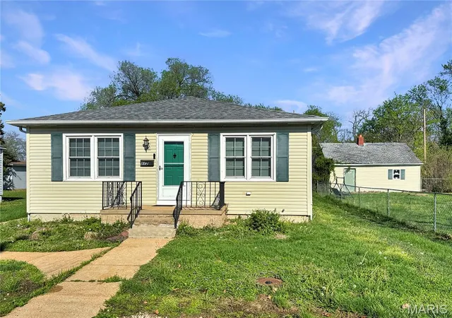 Homes for sale in Sullivan, MO | 112 Orchard Street, Sullivan, MO 63080 | MLS# MIS26005855