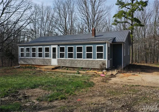 Homes for sale in Salem, MO | 91 County Road 4237, Salem, MO 65560 | MLS# MIS26006017