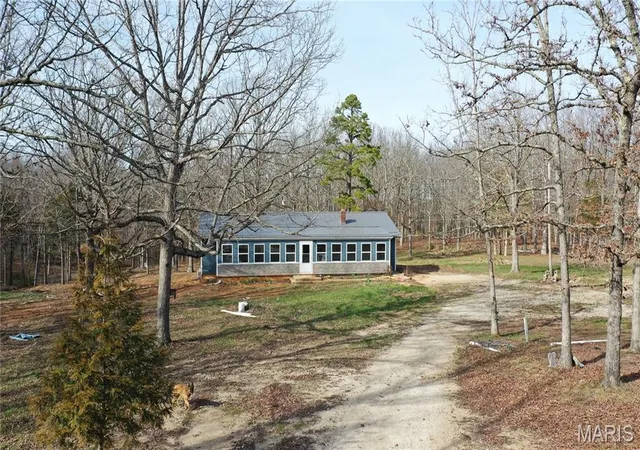 Homes for sale in Salem, MO | 91 County Road 4237, Salem, MO 65560 | MLS# MIS26006017