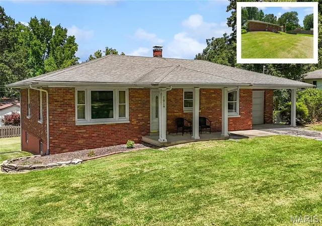 Homes for sale in Lebanon, IL | 1019 Merrill St, Lebanon, IL 62254 | MLS# MIS26006053