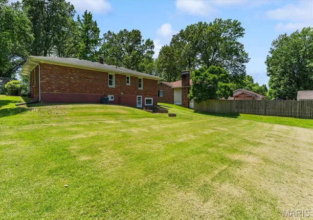 Homes for sale in Lebanon, IL | 1019 Merrill St, Lebanon, IL 62254 | MLS# MIS26006053