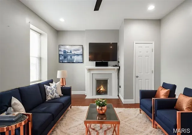 2nd image of 7915 S Broadway, Saint Louis, MO 63111 | MLS# MIS26006142
