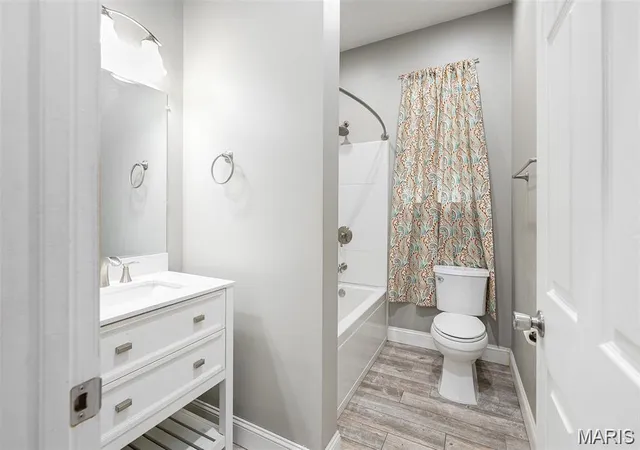 4th image of 7915 S Broadway, Saint Louis, MO 63111 | MLS# MIS26006142