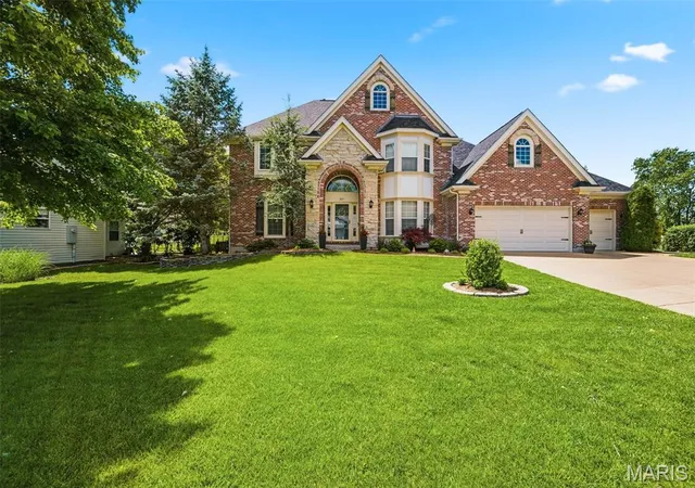 3rd image of 507 Westonridge Ct, Twin Oaks, MO 63021 | MLS# MIS26006176
