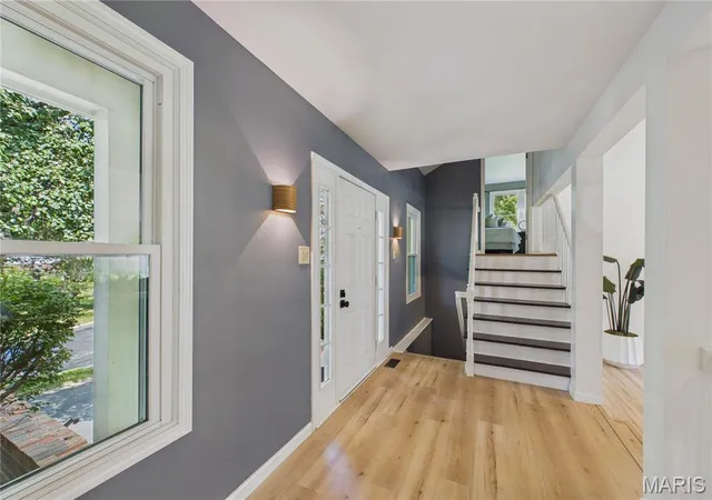 Photo 3 of Single family home for sale at 14292 Cedar Springs Dr, Chesterfield, MO 63017 | MLS# MIS26006182 | Listing updated on 2026-09-14