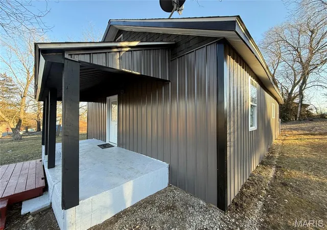 Homes for sale in West Plains, MO | 204 E Davis St, West Plains, MO 65775 | MLS# MIS26006296