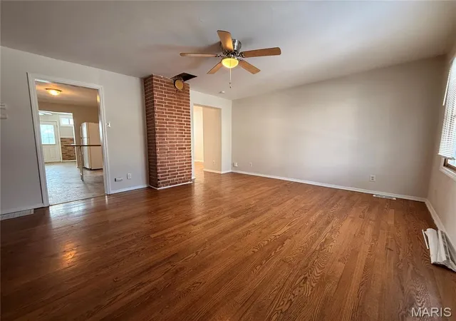 2nd image of 4552 Ray Ave, Saint Louis, MO 63116 | MLS# MIS26006332