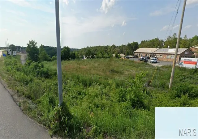 2nd image of 10865 Business 21, Hillsboro, MO 63050 | MLS# MIS26006756