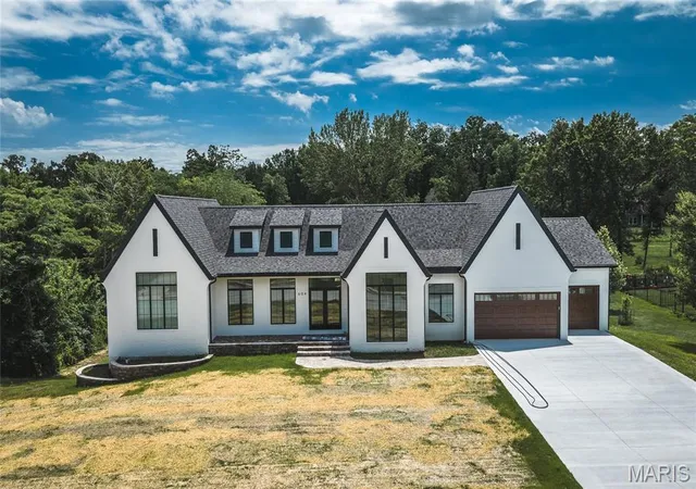 1st image of 604 Winchester Dr, Rolla, MO 65401 | MLS# MIS26007367