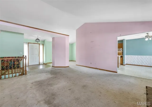 5th image of 1828 Chateau Du Mont Dr, Florissant, MO 63031 | MLS# MIS26007603
