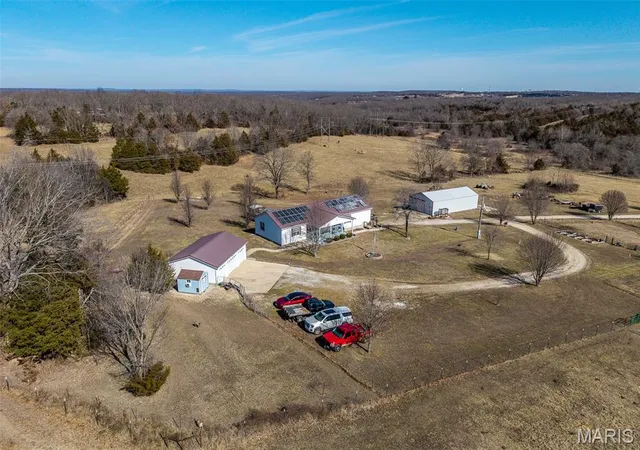 Homes for sale in Richland, MO | 28345 Sapphire Dr, Richland, MO 65556 | MLS# MIS26007740
