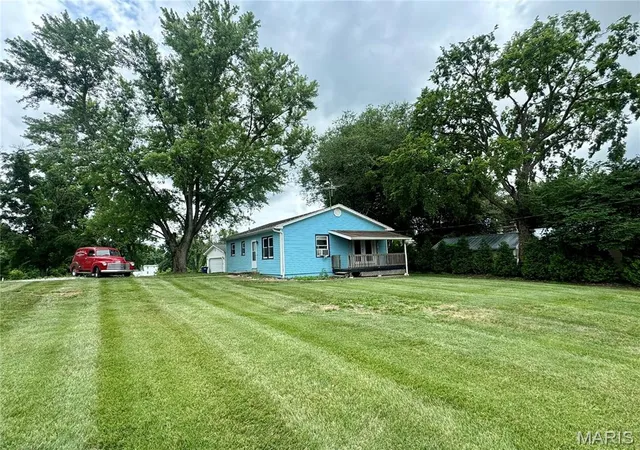 Homes for sale in Augusta, MO | 235 Green St, Augusta, MO 63332 | MLS# MIS26007800