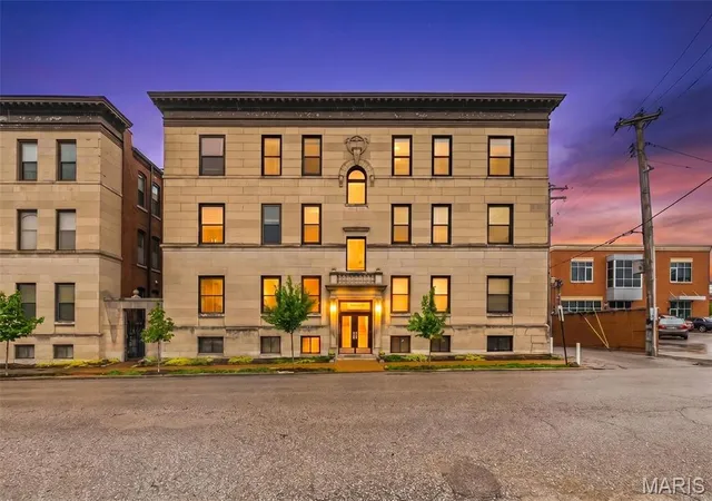 Homes for sale in St Louis, MO | 322 N Boyle Ave #3S, St Louis, MO 63108 | MLS# MIS26007932