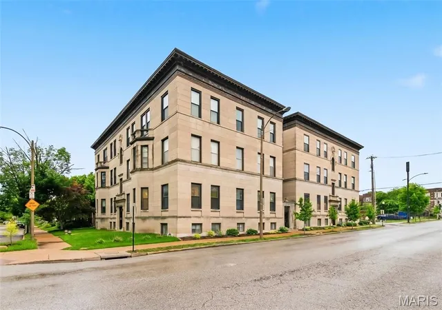 Homes for sale in St Louis, MO | 322 N Boyle Ave #3S, St Louis, MO 63108 | MLS# MIS26007932