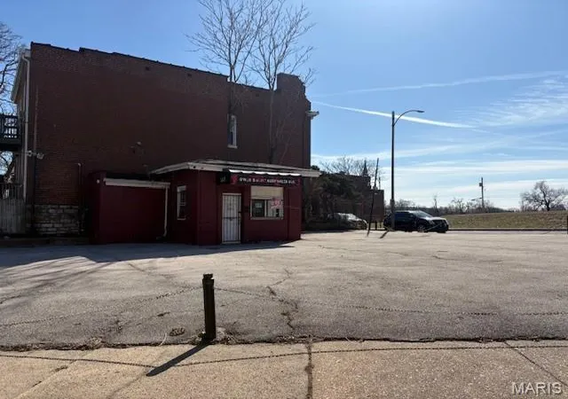 2nd image of 2639 Natural Bridge, Saint Louis, MO 63107 | MLS# MIS26007949