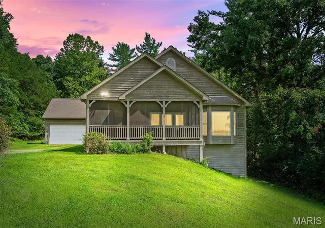 2nd image of 19037 Foxrun Hollow Ln, Wildwood, MO 63069 | MLS# MIS26008089