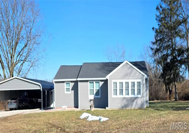 Photo 1 of Sale Pending at 5108 Palestine Rd, Chester, IL 62233 | MLS# MIS26008093 | Listing updated on 2026-09-13