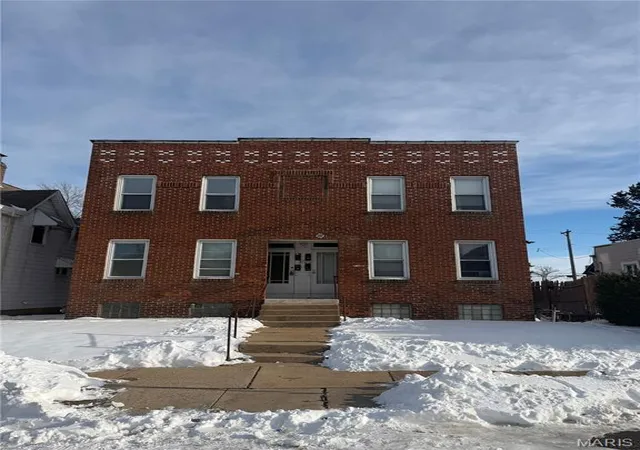 Photo 1 of Multi family home for sale at 4624 Newport Ave, St Louis, MO 63116 | MLS# MIS26008218 | Listing updated on 2026-08-26