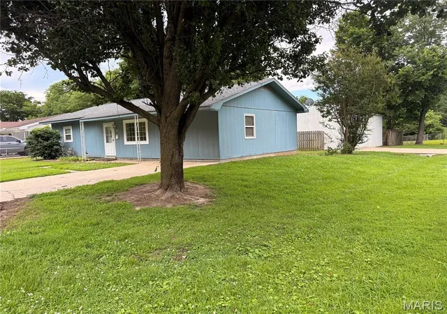 Photo 3 of Single family home for sale at 309 Park St, Campbell, MO 63933 | MLS# MIS26008242 | Listing updated on 2026-09-15