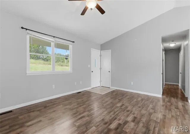 5th image of 16650 Walnut Dr, Plato, MO 65552 | MLS# MIS26008243
