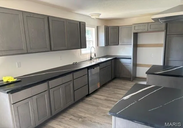 Photo 3 of Single family home for sale at 128 S Mulberry St, Dexter, MO 63841 | MLS# MIS26008727 | Listing updated on 2026-08-20