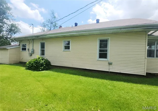 Homes for sale in Chaffee, MO | 302 N 3Rd St, Chaffee, MO 63740 | MLS# MIS26008740