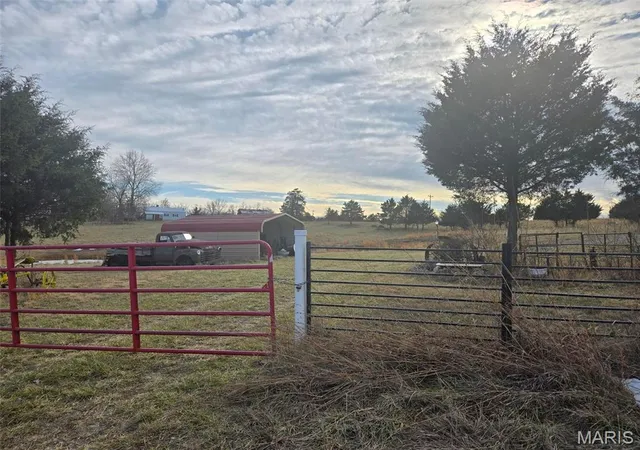 Homes for sale in Willow Springs, MO | 000 Split Oak Rd, Willow Springs, MO 65793 | MLS# MIS26008844