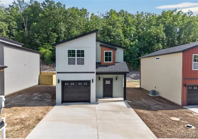 Photo 1 of Single family home for sale at Lot 9 Russell Dr, Waynesville, MO 65583 | MLS# MIS26008902 | Listing updated on 2026-09-20