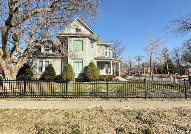 Homes for sale in Greenville, IL | 221 E Main St, Greenville, IL 62246 | MLS# MIS26008936