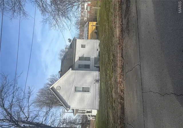 Photo 3 of Single family home for sale at 212 S Jackson St, Kennett, MO 63857 | MLS# MIS26008944 | Listing updated on 2026-08-21