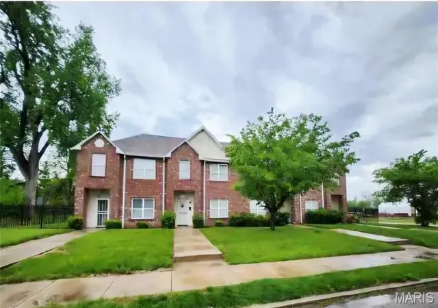 Homes for sale in East Saint Louis, IL | 1367 Pennsylvania Ave, East Saint Louis, IL 62205 | MLS# MIS26008959
