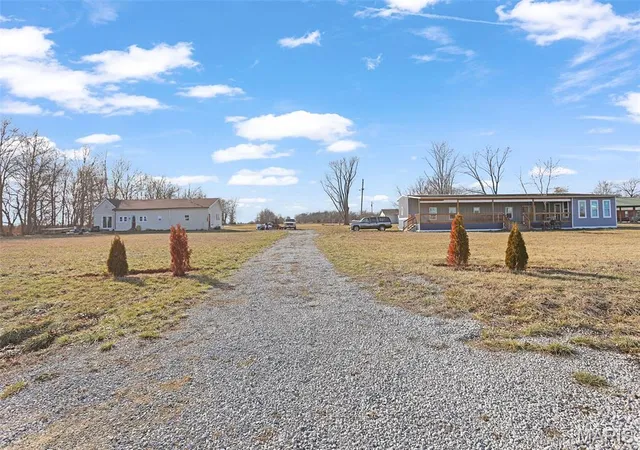 Homes for sale in Pinckneyville, IL | 3665 Burning Star 2 Rd, Pinckneyville, IL 62274 | MLS# MIS26009025