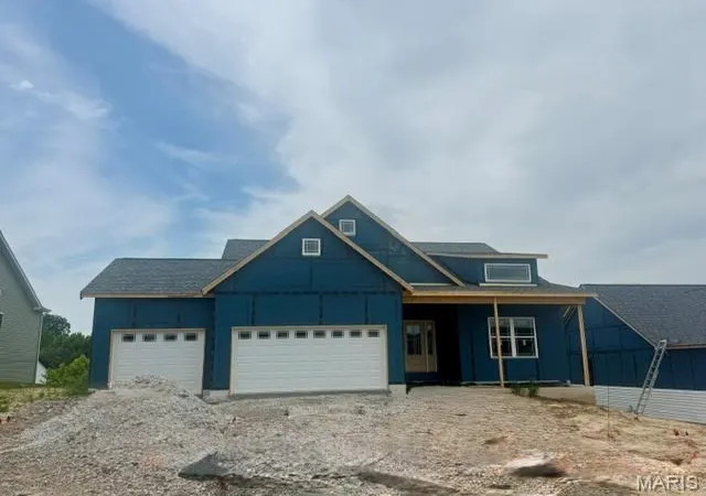 Homes for sale in Caseyville, IL | 979 Half Moon Ln, Caseyville, IL 62232 | MLS# MIS26009132