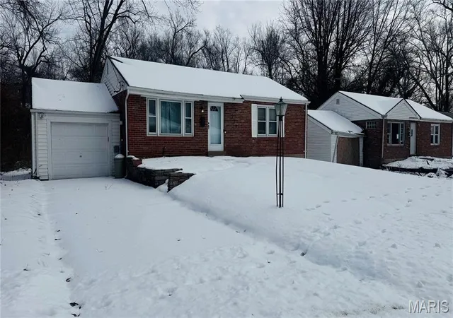 Homes for sale in Saint Louis, MO | 220 S Marguerite Ave, Saint Louis, MO 63135 | MLS# MIS26009351