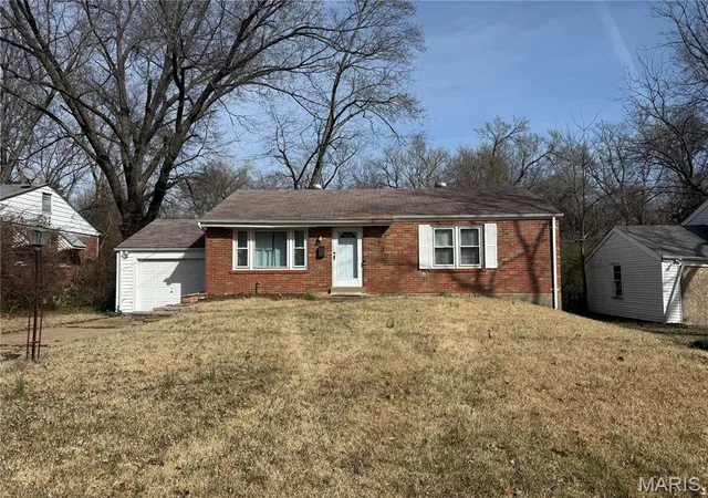 Homes for sale in Saint Louis, MO | 220 S Marguerite Ave, Saint Louis, MO 63135 | MLS# MIS26009351