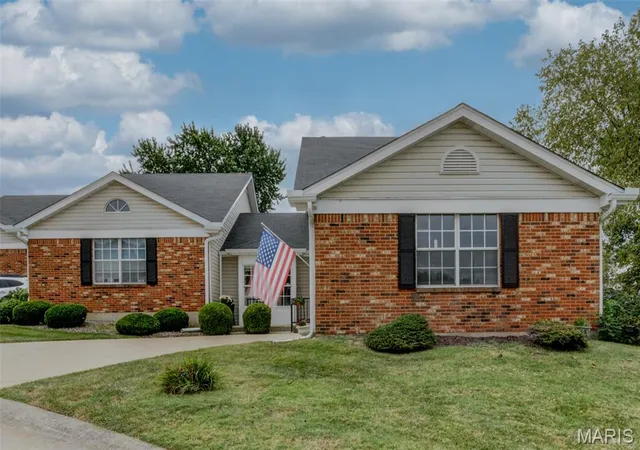 Single family home for sale at 1647 Chapman Ct, Saint Charles, MO 63303 | MLS# MIS26009454