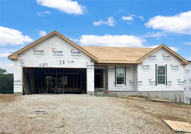 Photo 1 of Single family home for sale at 2317 Hank's Close Ct #186 STB, Washington, MO 63090 | MLS# MIS26009481 | Listing updated on 2026-02-21