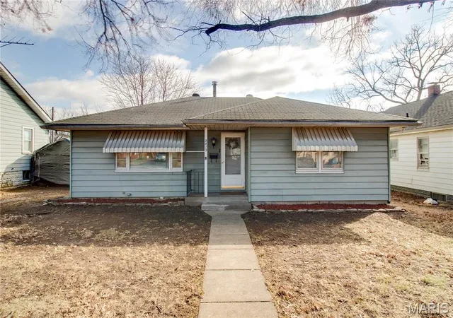 Photo 1 of Single family home for sale at 3413 Milton Dr, Alton, IL 62002 | MLS# MIS26009574 | Listing updated on 2026-09-15