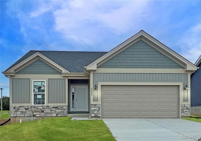 Photo 1 of Sale Pending at 170 Pellin's Ct #170, Washington, MO 63090 | MLS# MIS26009739 | Listing updated on 2026-08-19