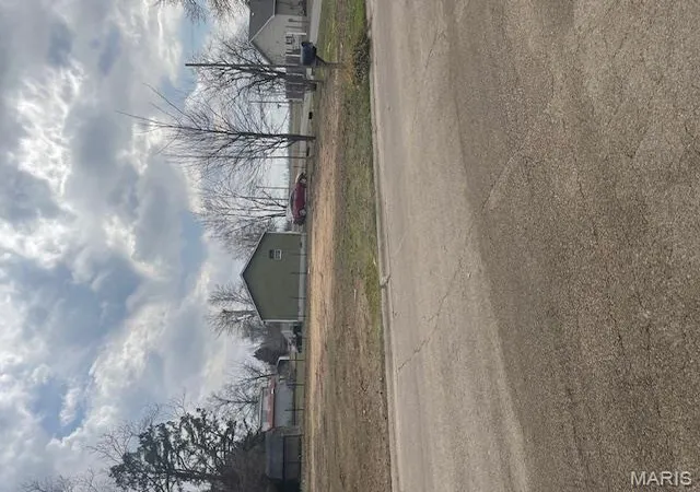 Homes for sale in Sikeston, MO | 315 Jackson St, Sikeston, MO 63801 | MLS# MIS26009789