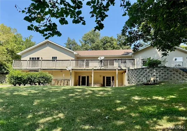 Photo 3 of Single family home for sale at 7 Denzel Dr, Greenville, IL 62246 | MLS# MIS26009983 | Listing updated on 2026-10-07